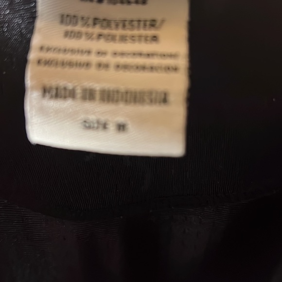 NHL Men’s Mesh Embroidered Philadelphia Flyers Tee Color Black/Orange - Picture 4 of 5